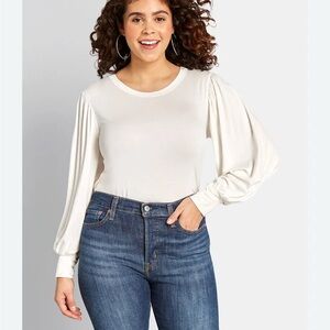 NWT ModCloth  Long Sleeve Crew Neck Ivory / Winter WhiteTop in Size Medium